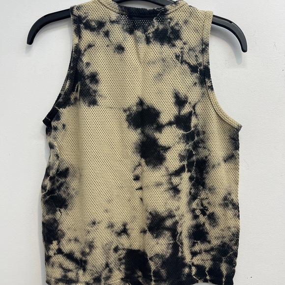 Electric & Rose Tank - Picture 2 of 5